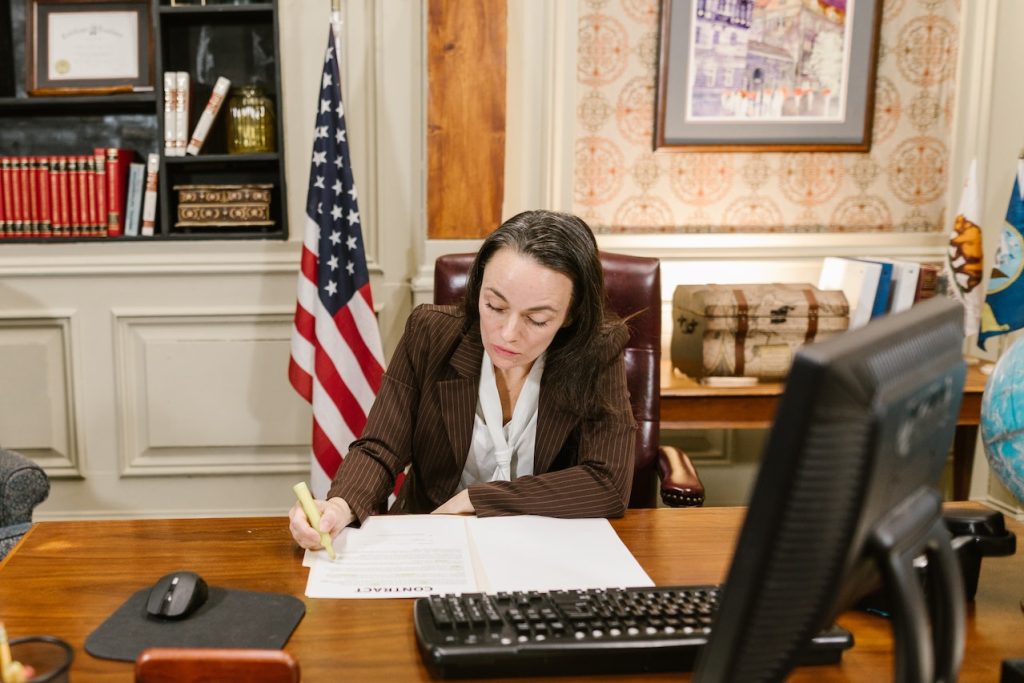 how do you find a good car accident lawyer?
